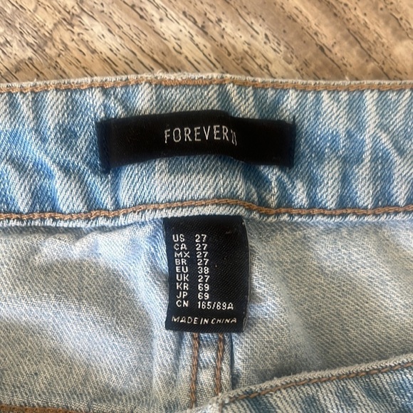 Forever 21 Straight Leg Size 27 Distressed Ripped Jeans - Picture 5 of 6